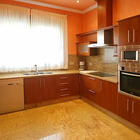 Villa With 4 Bedrooms In Lagunas De Mijas, With Wonderful Mountain *